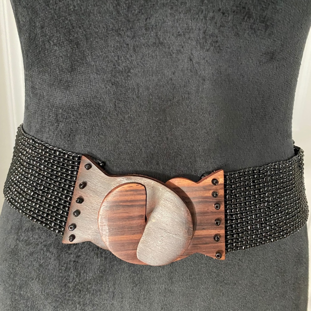Belt, beaded,‎ black